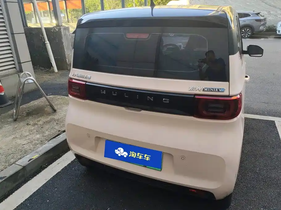 Wuling MINIEV — фото 4
