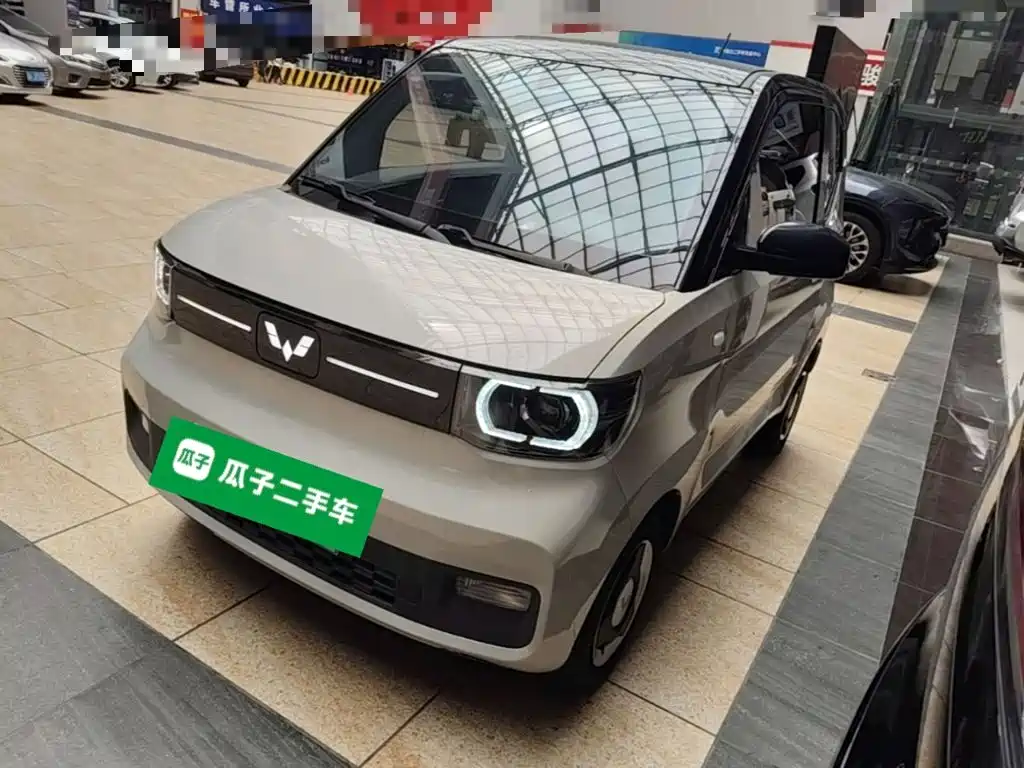 Wuling MINIEV