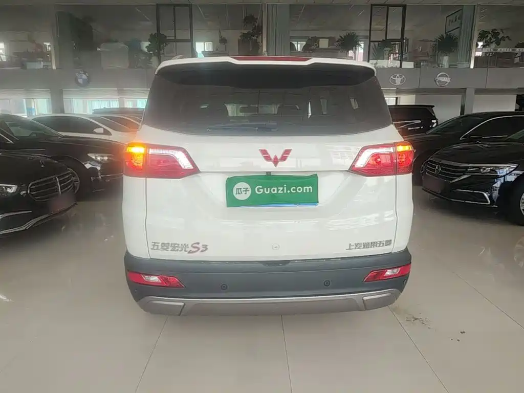 Wuling Hongguang S3 — фото 6