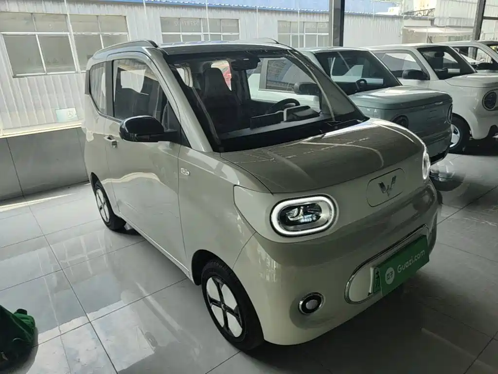 Wuling MINIEV — фото 4