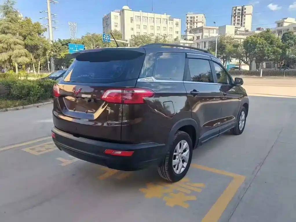 Wuling Hongguang S3 — фото 7