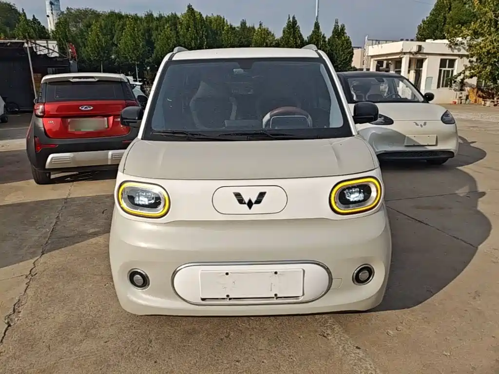 Wuling MINIEV — фото 3
