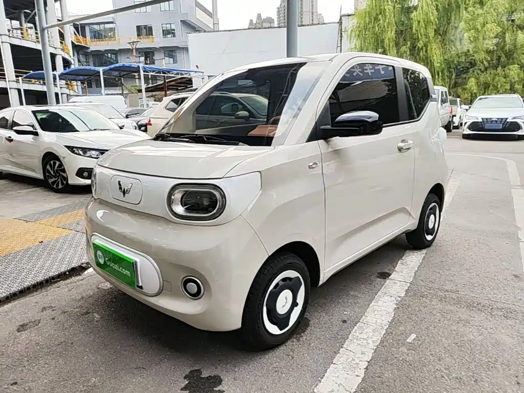 Wuling MINIEV — фото 2