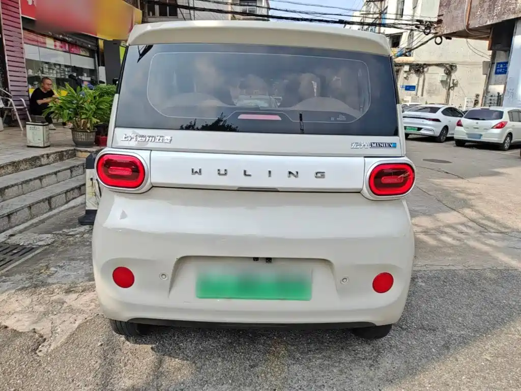 Wuling MINIEV — фото 6