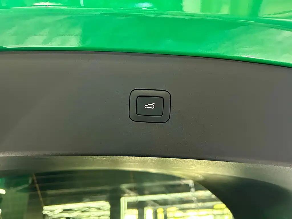 Xiaomi YU7 — фото 24
