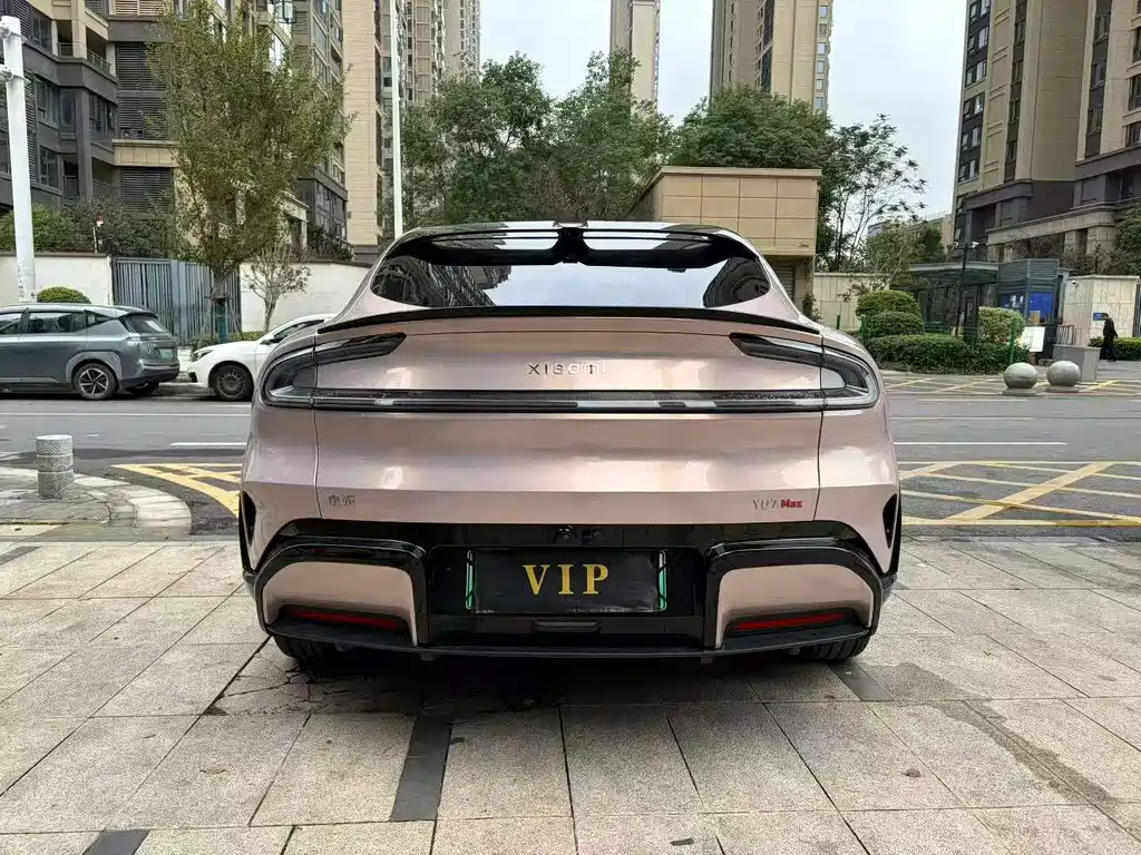 Xiaomi YU7 — фото 8