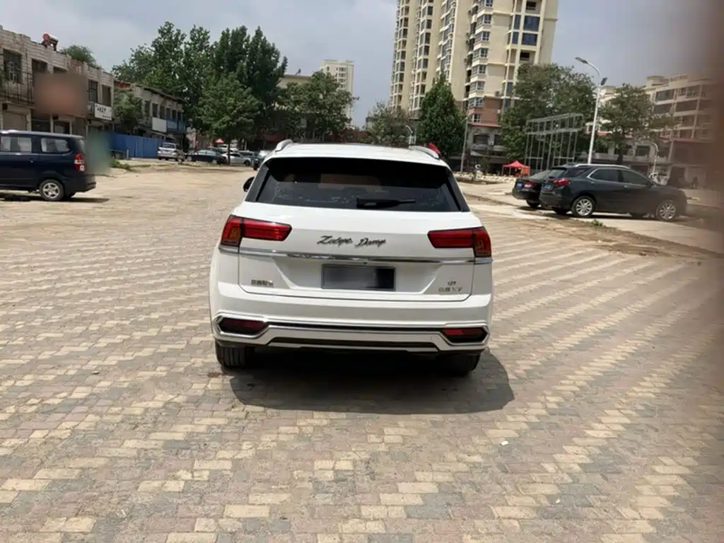 Zotye X7 — фото 9