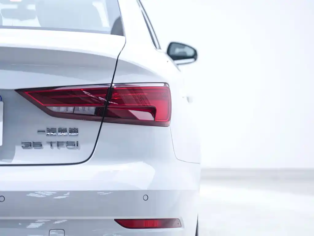 Audi A3 — фото 19