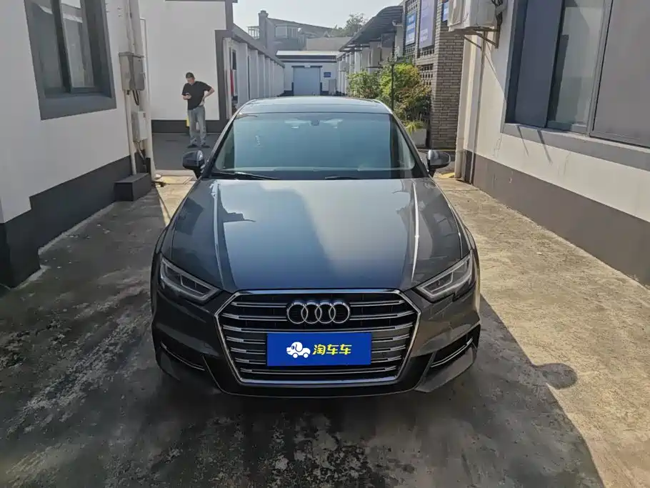 Audi A3 — фото 2