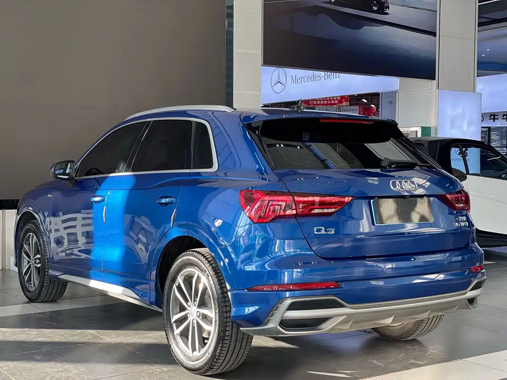 Audi Q3 — фото 5