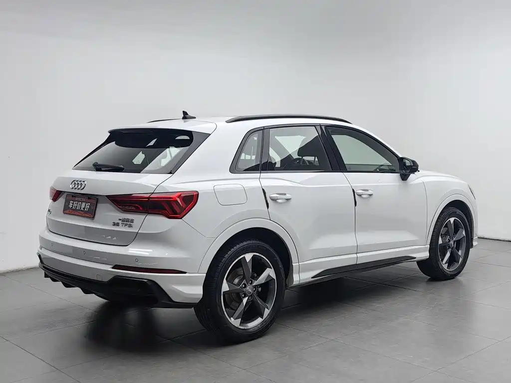 Audi Q3 — фото 2