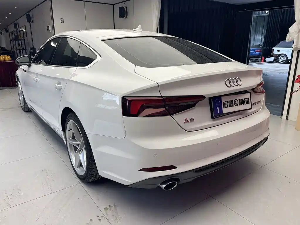 Audi A5 (Import) — фото 20