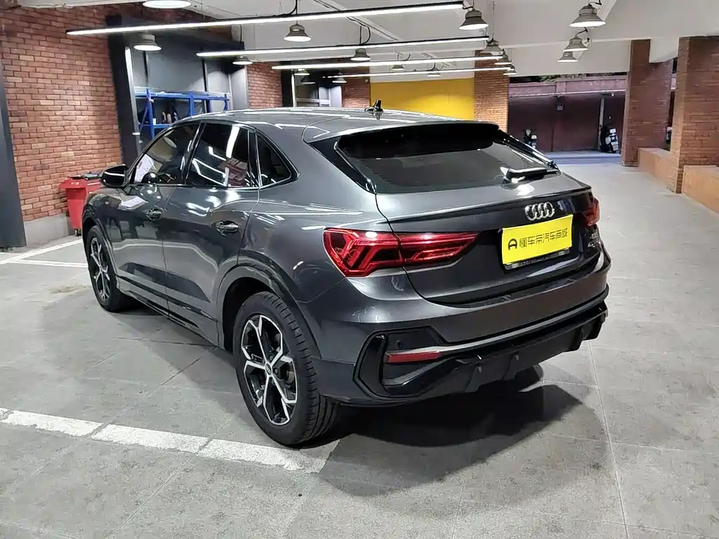 Audi Q3 Sportback — фото 3