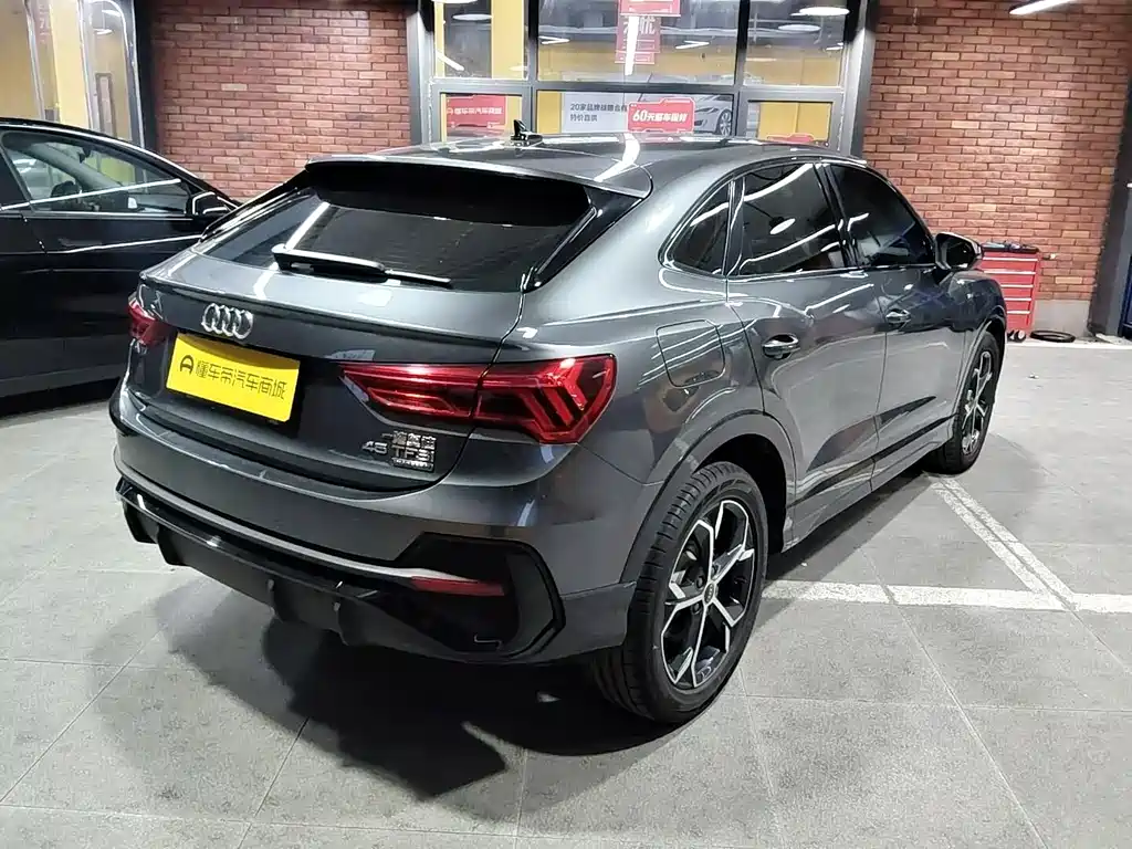 Audi Q3 Sportback — фото 4