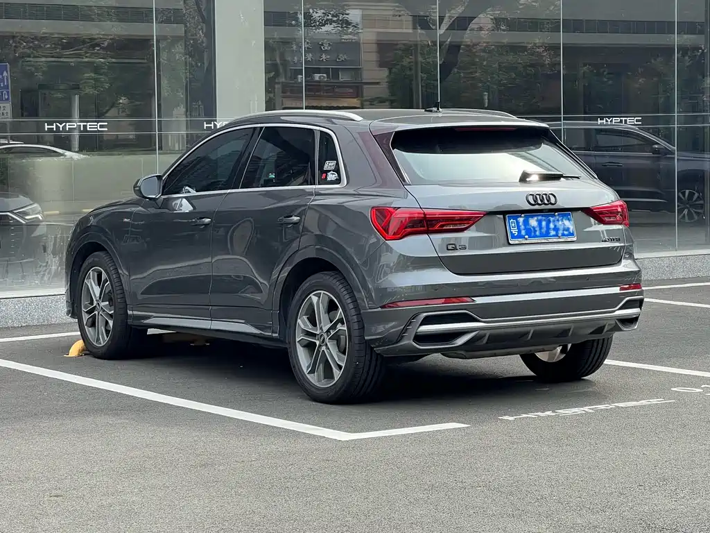 Audi Q3 — фото 5