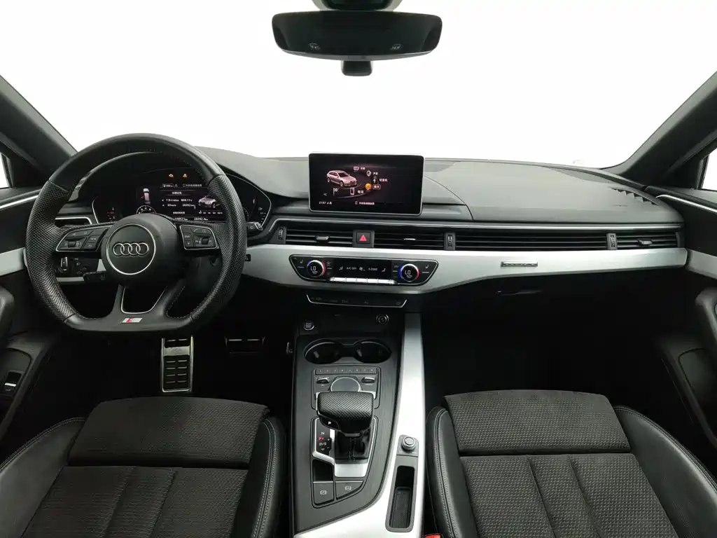 Audi A4 (Import) — фото 5