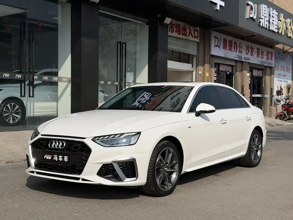 Audi A4L — фото 2