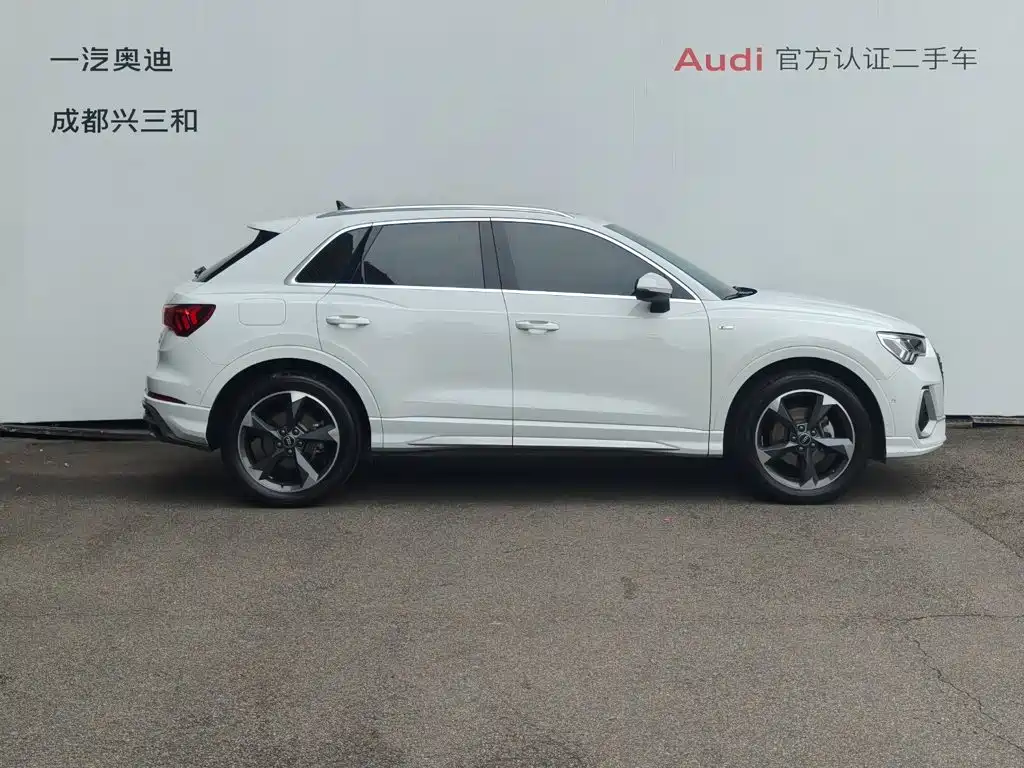 Audi Q3 — фото 3