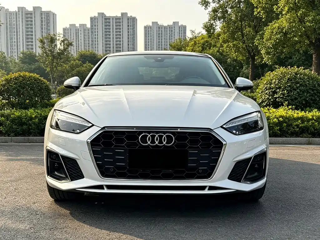 Audi A5 (Import) — фото 2