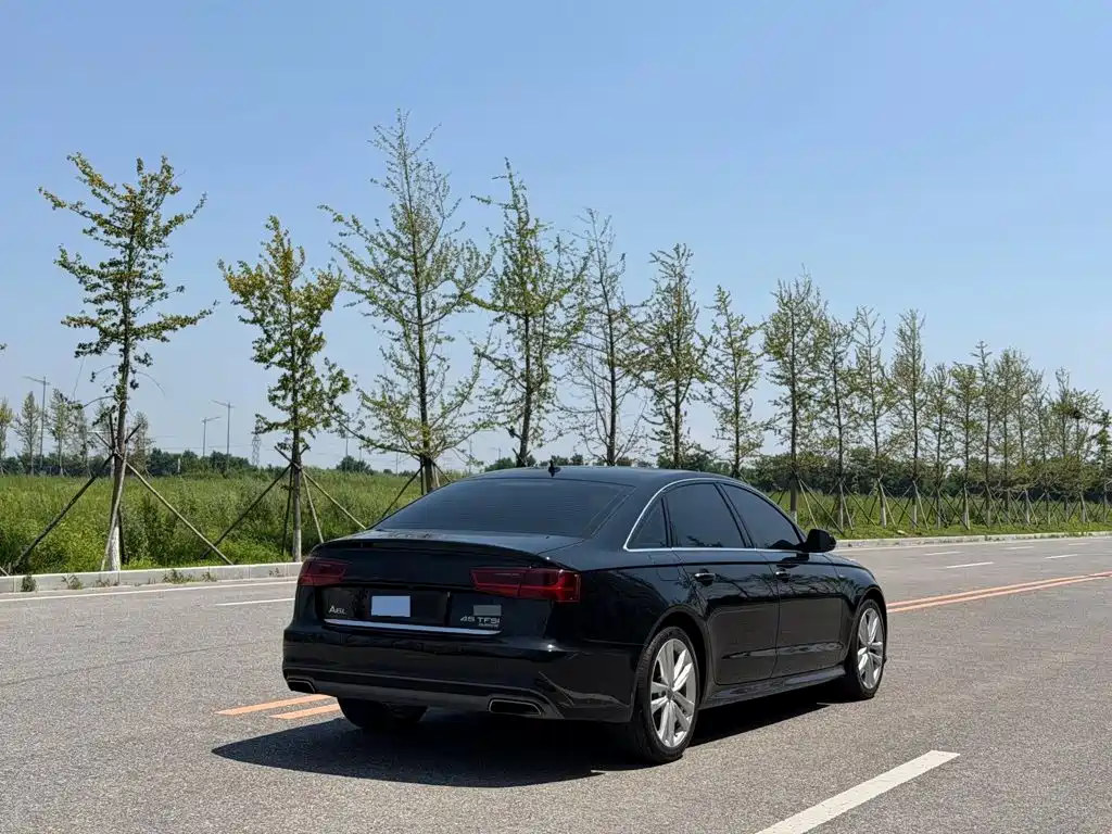 Audi A6L — фото 6