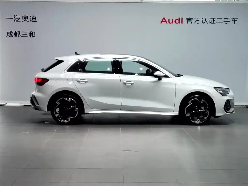 Audi A3 — фото 3