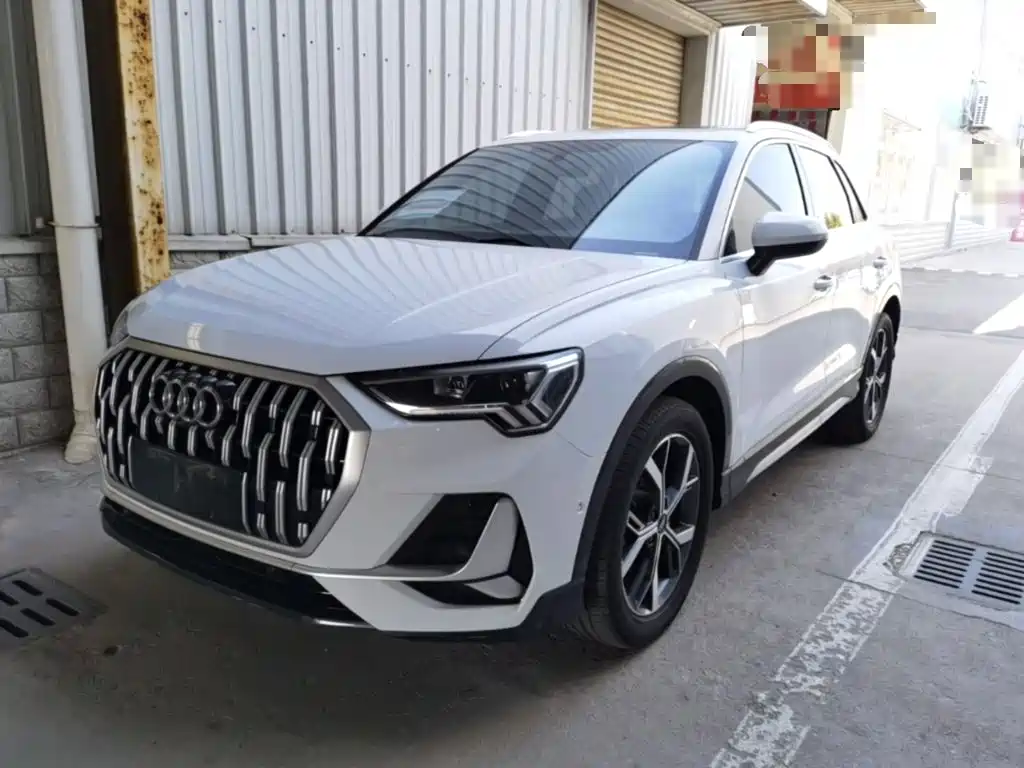 Audi Q3 — фото 2