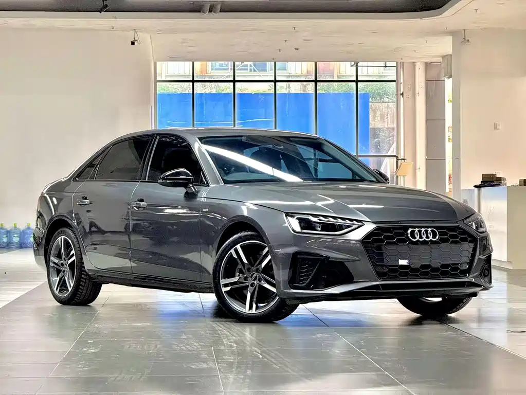 Audi A4L — фото 3
