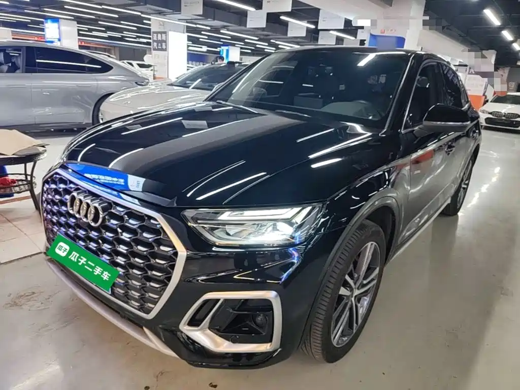 Audi Q5L Sportback — фото 2