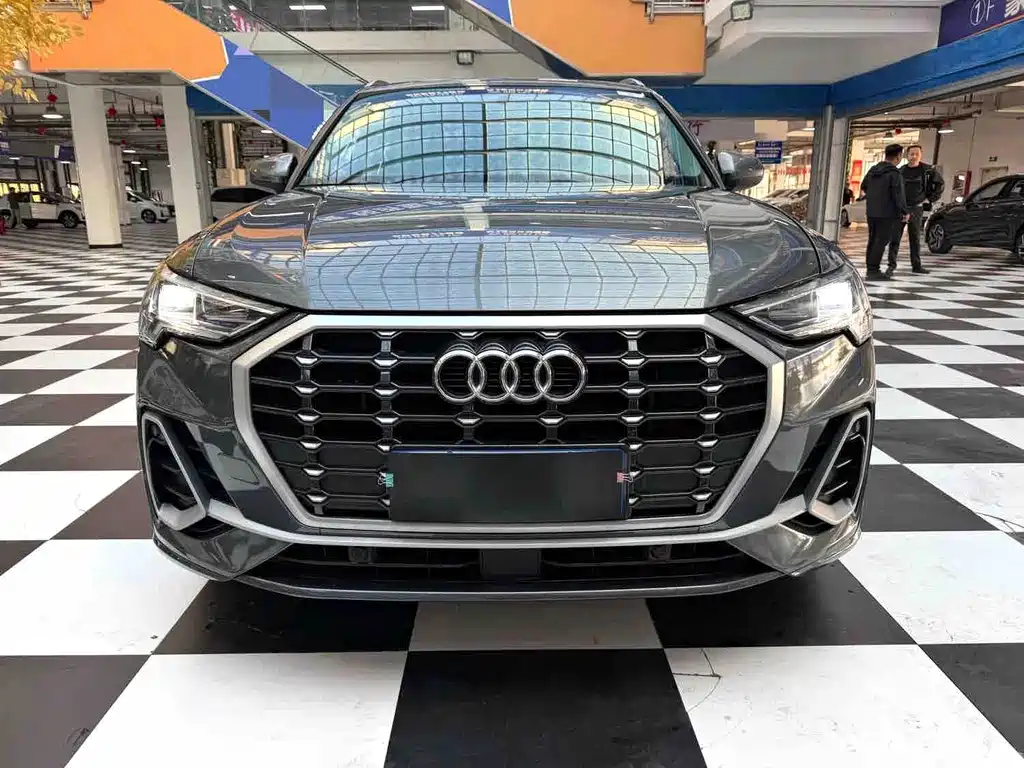 Audi Q3 — фото 2