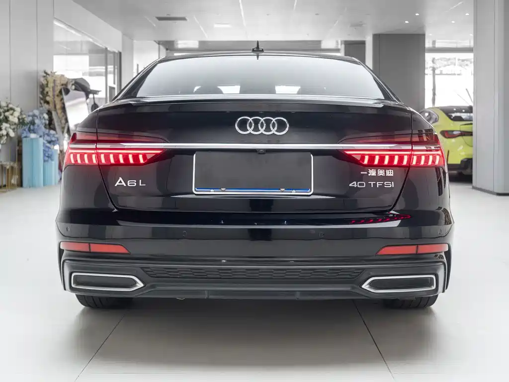 Audi A6L — фото 17