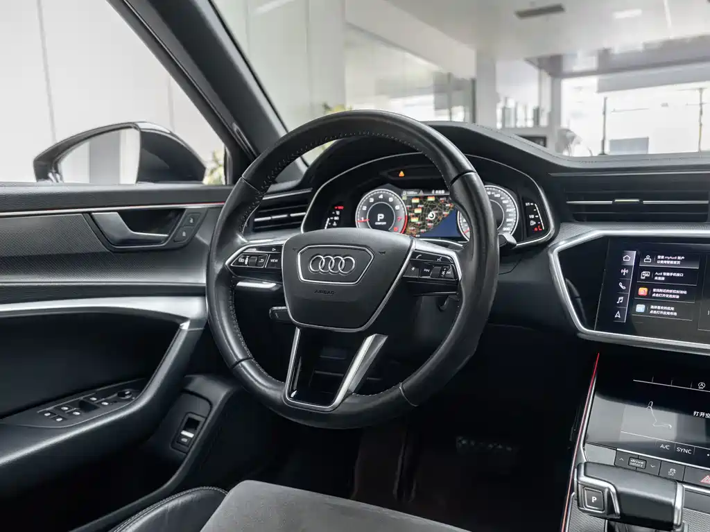 Audi A6L — фото 6