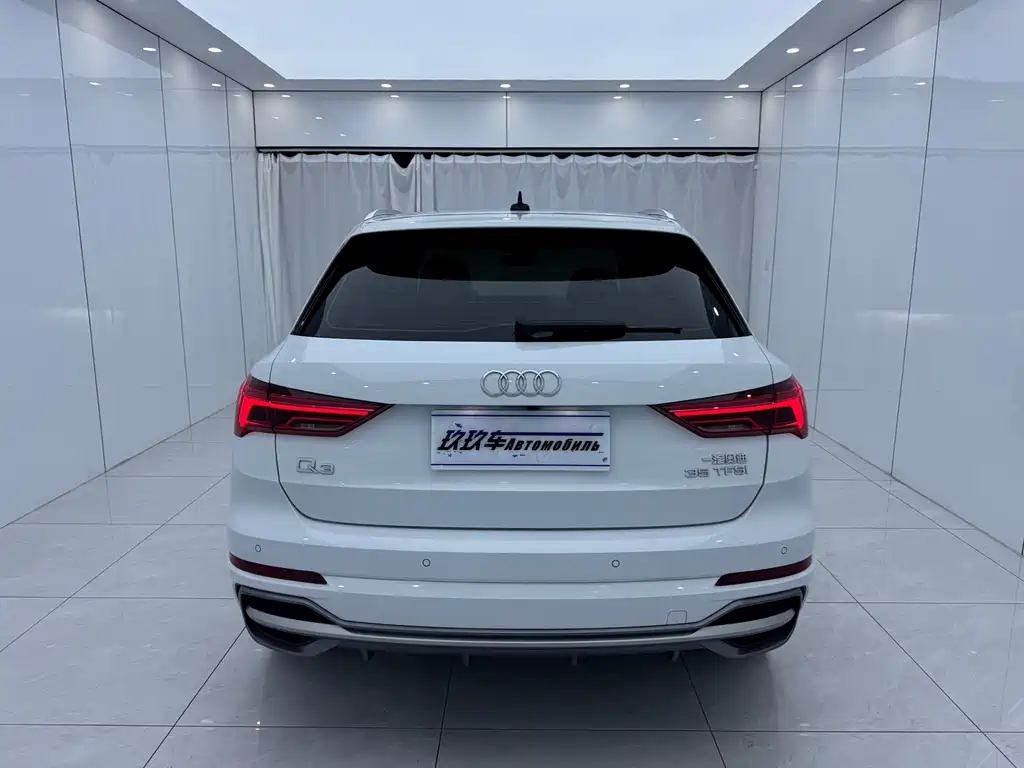 Audi Q3 — фото 5