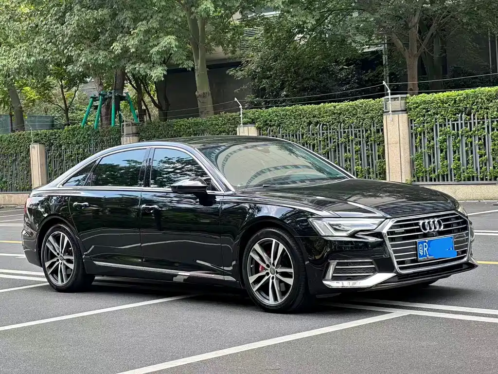 Audi A6L — фото 4