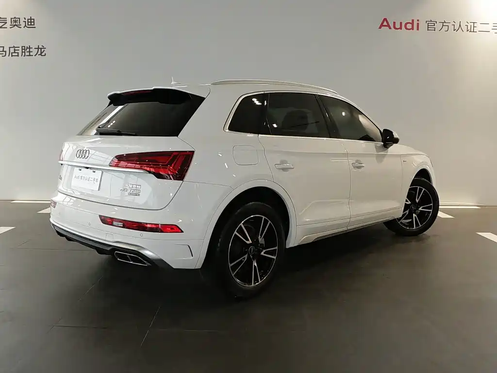 Audi Q5L — фото 4