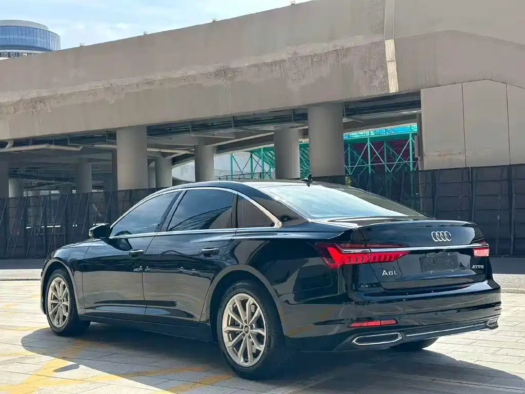 Audi A6L — фото 4