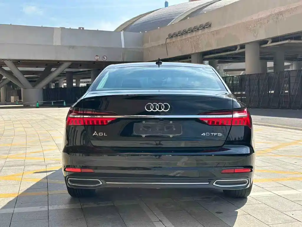 Audi A6L — фото 5