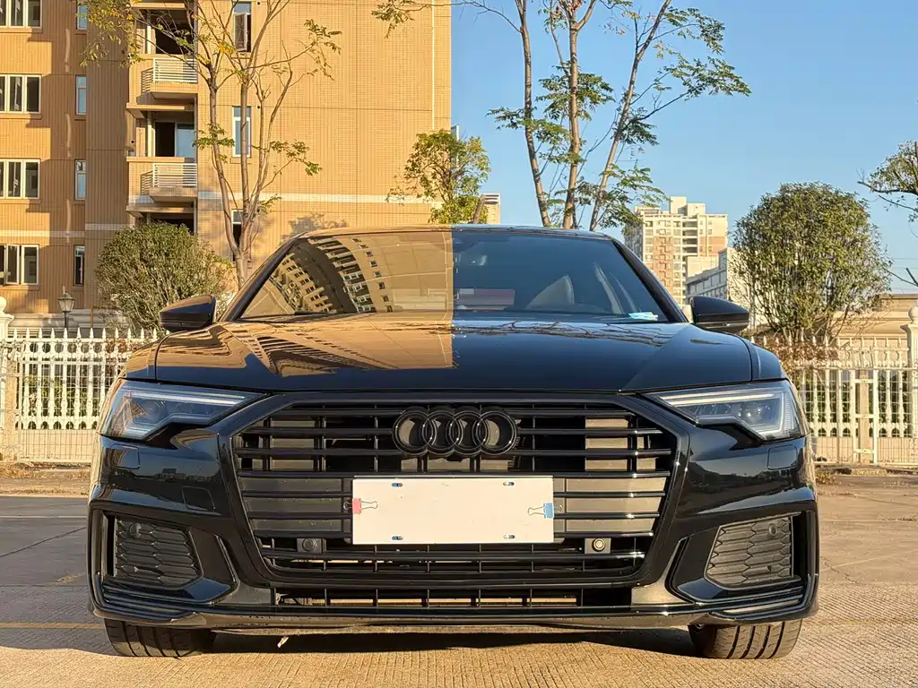 Audi A6L — фото 2
