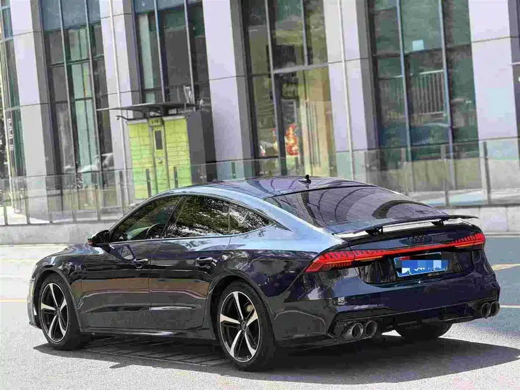 Audi A7 — фото 3