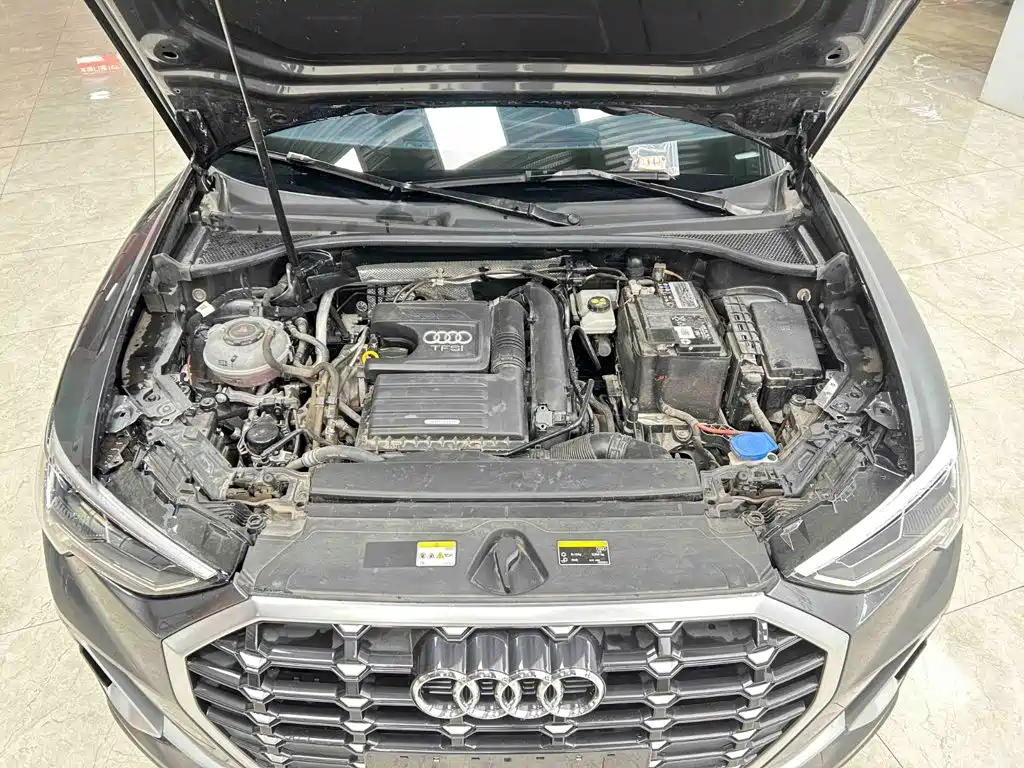 Audi Q3 — фото 26
