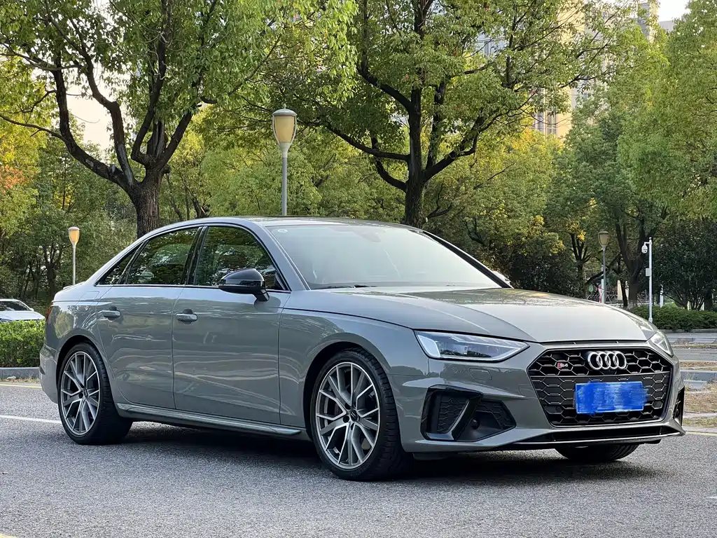 Audi S4 — фото 5