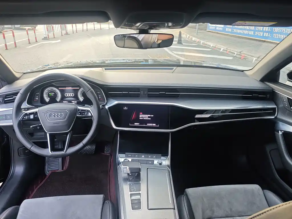 Audi A6L New Energy — фото 11