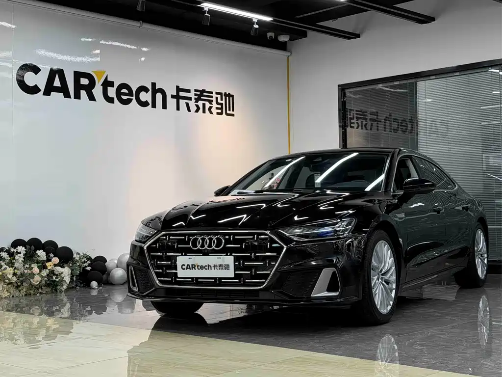Audi A7L — фото 2
