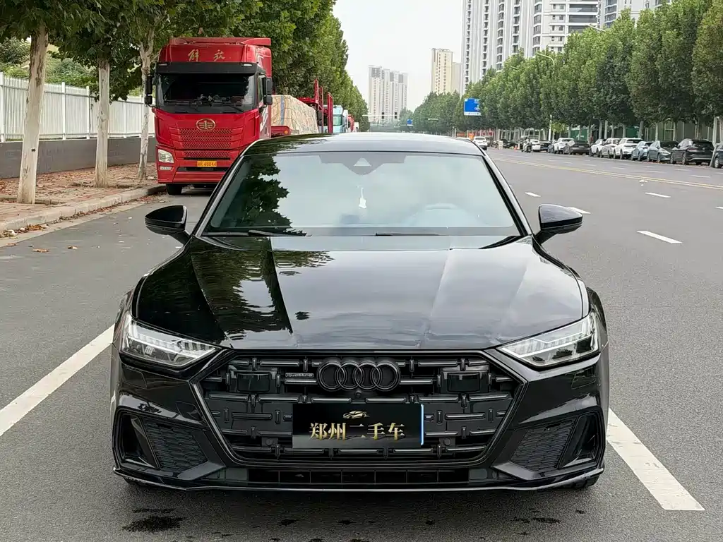 Audi A7L — фото 2