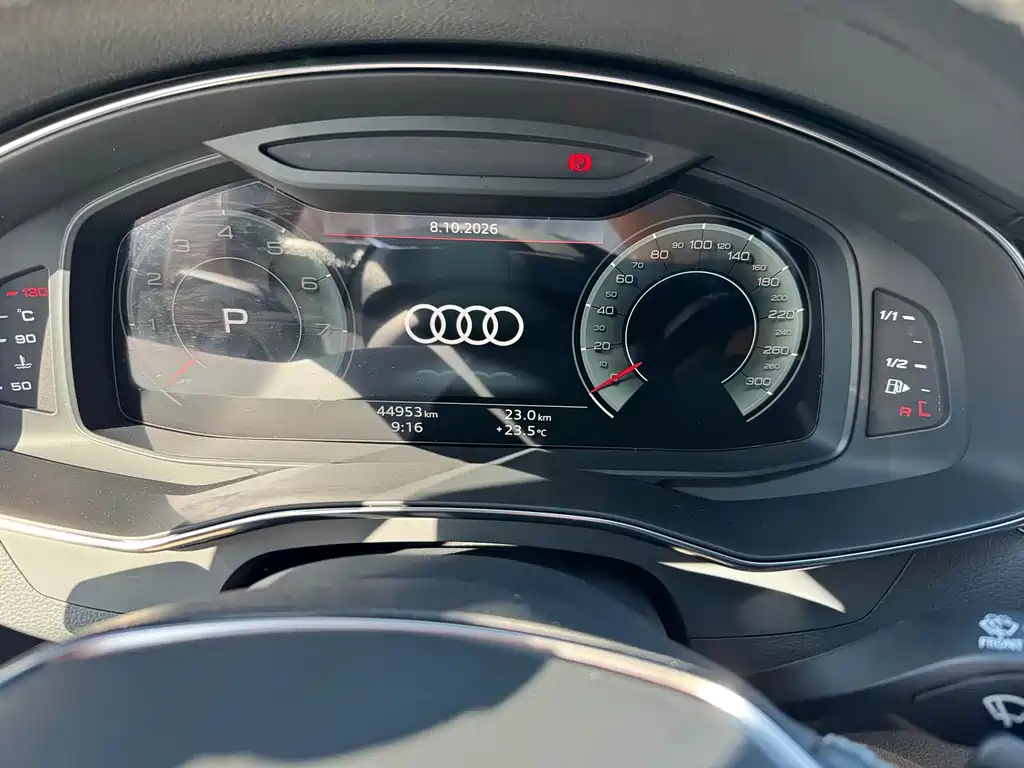 Audi A7L — фото 10