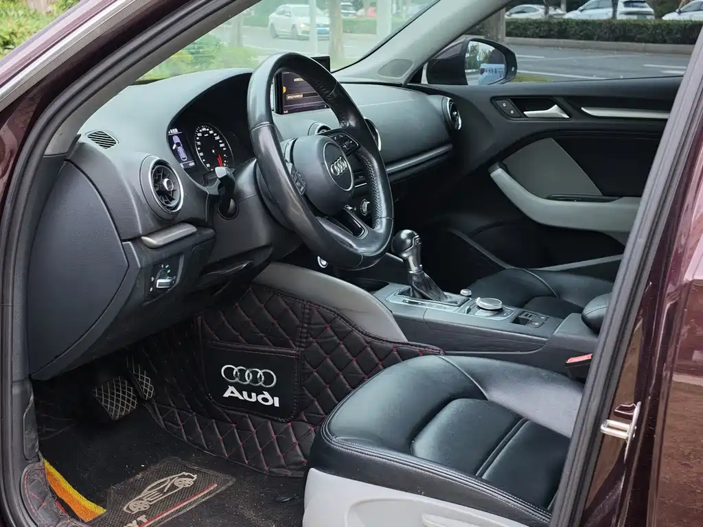 Audi A3 — фото 9