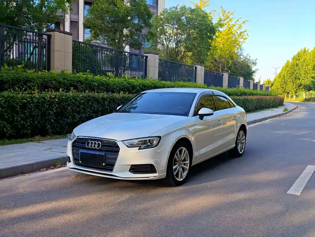 Audi A3 — фото 17