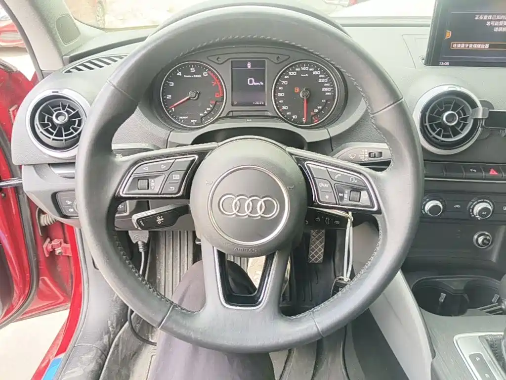 Audi A3 — фото 11