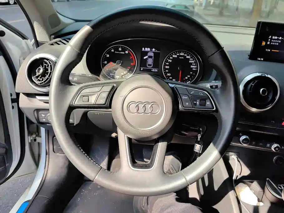 Audi A3 — фото 15