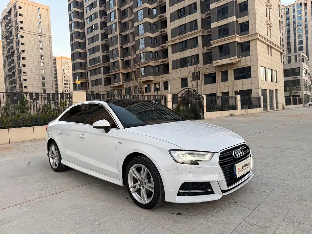 Audi A3 — фото 3
