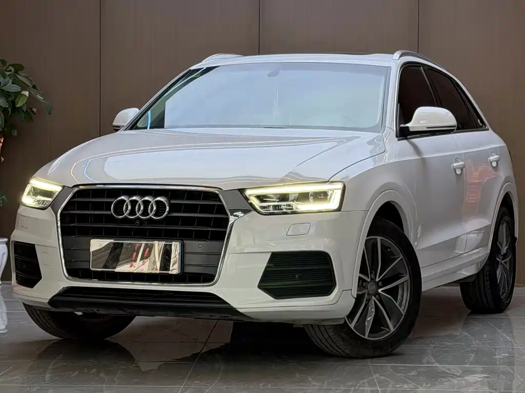 Audi Q3 — фото 3